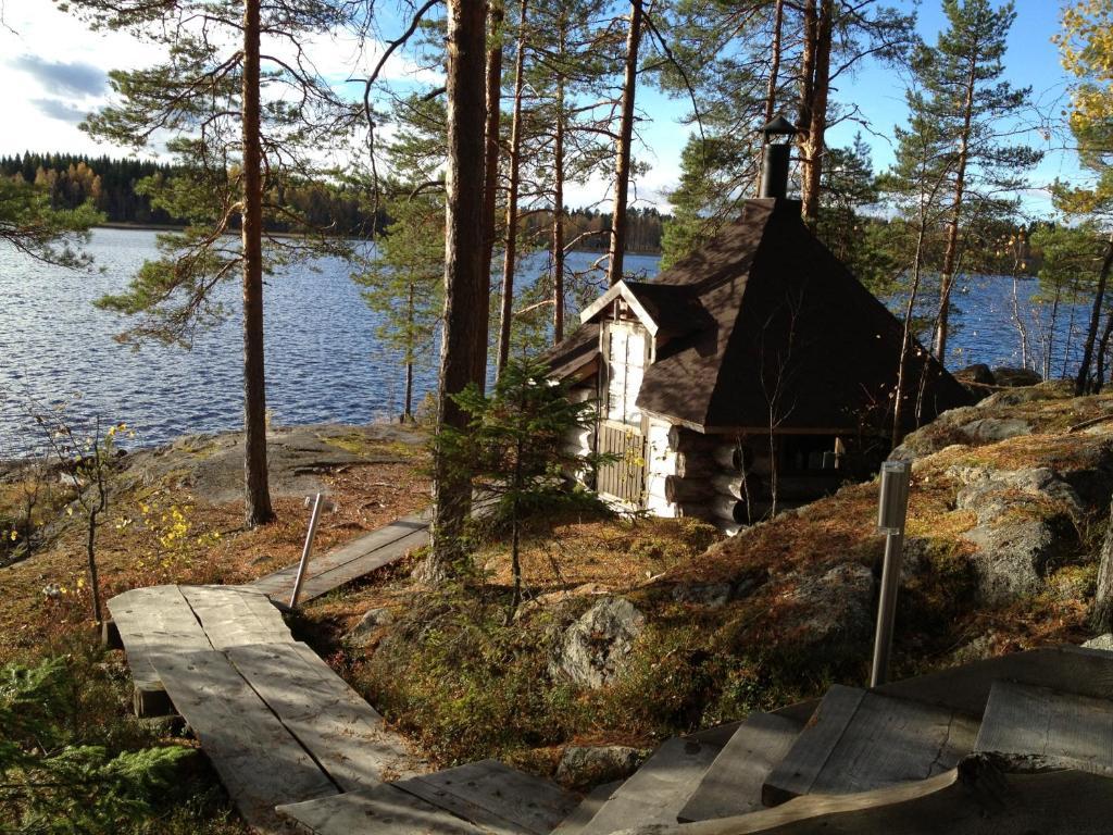 Hyvoelaen Moekit Villa Ahtari Exterior photo