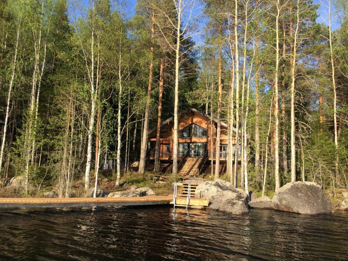 Hyvoelaen Moekit Villa Ahtari Exterior photo